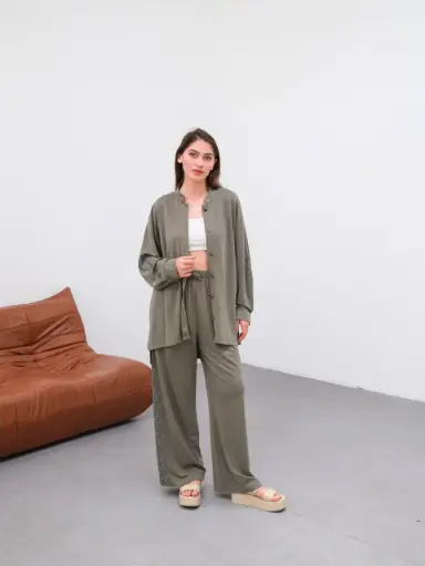 Two-Piece Suit Oily